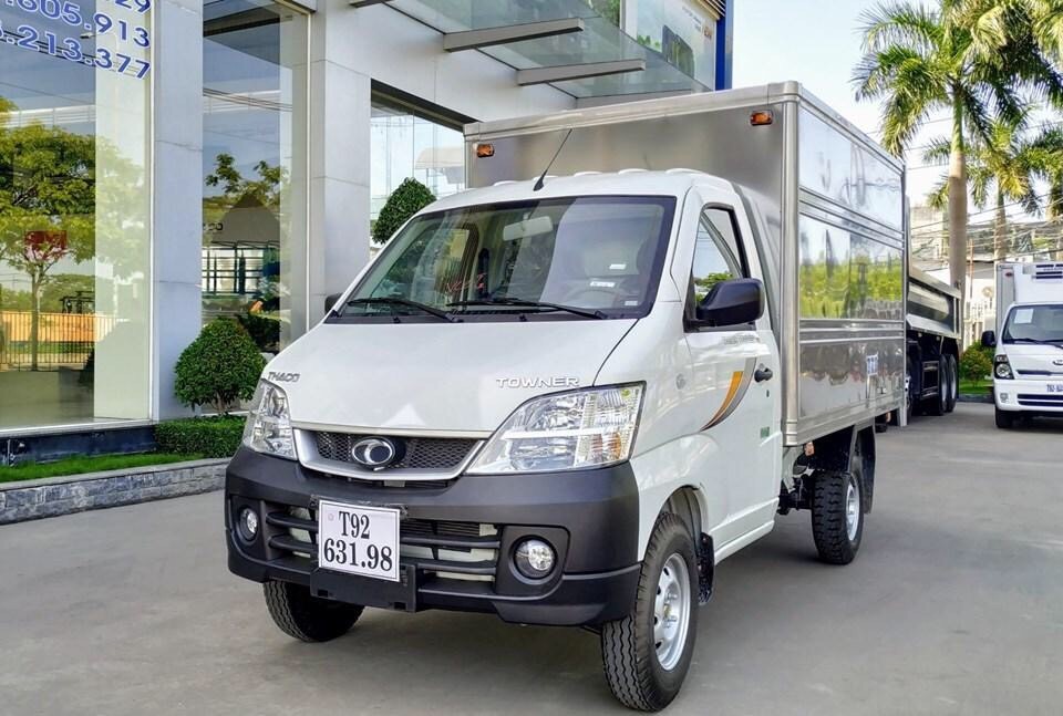 Xe Tải 990Kg Thùng Kín Thaco Towner 990